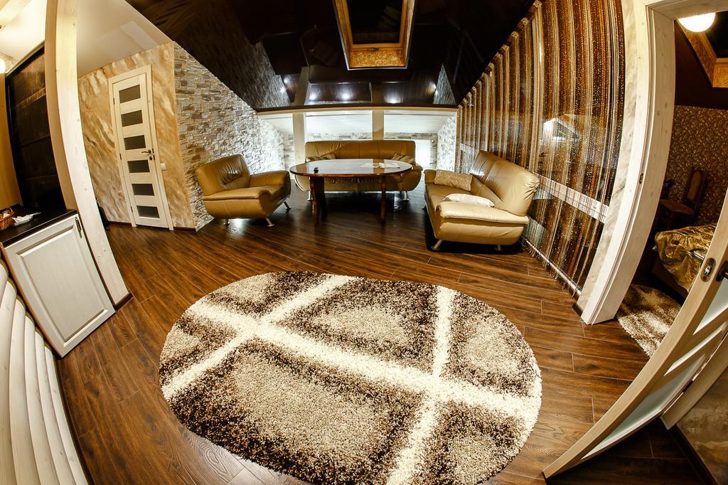 Diamond De Luxe Apartment Kolomyia Bagian luar foto