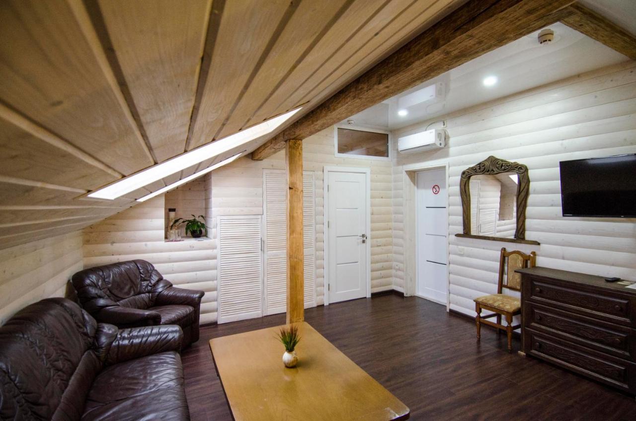 Diamond De Luxe Apartment Kolomyia Bagian luar foto