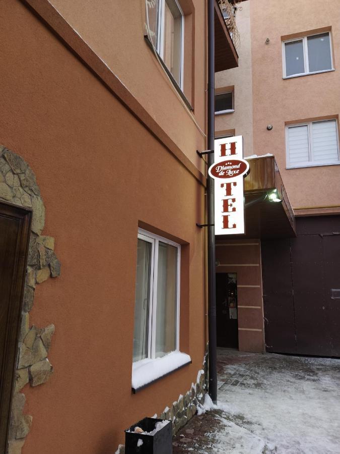 Diamond De Luxe Apartment Kolomyia Bagian luar foto